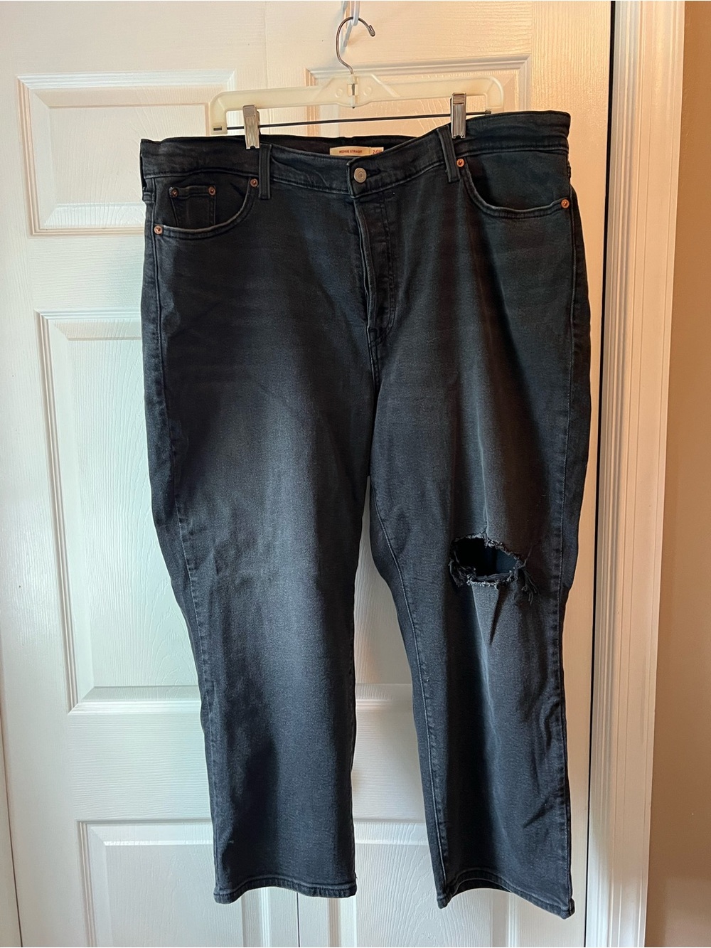 Levi's Wedgie Straight Black Jeans